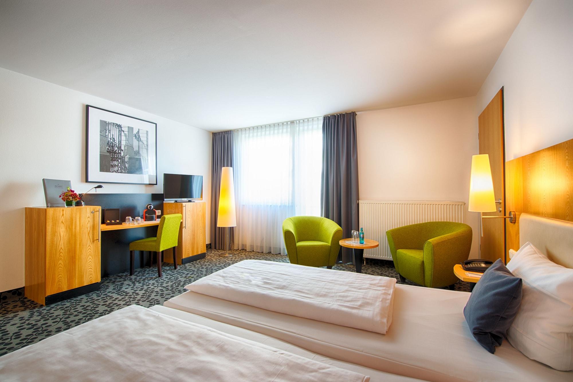 Hotel Plaza 4*