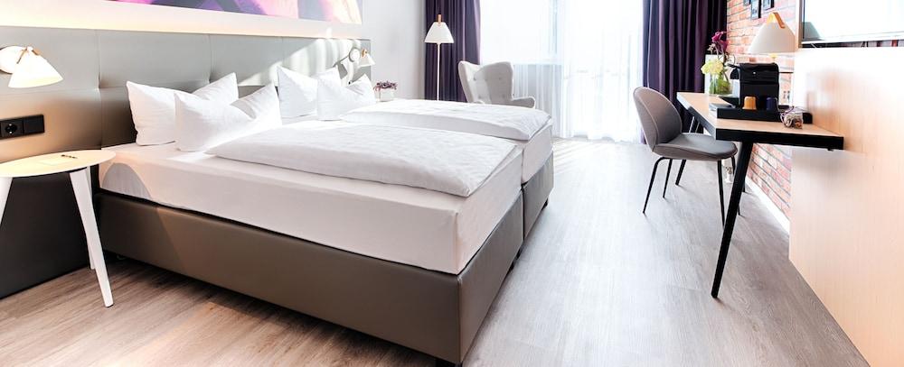 Hotel Achat Plaza