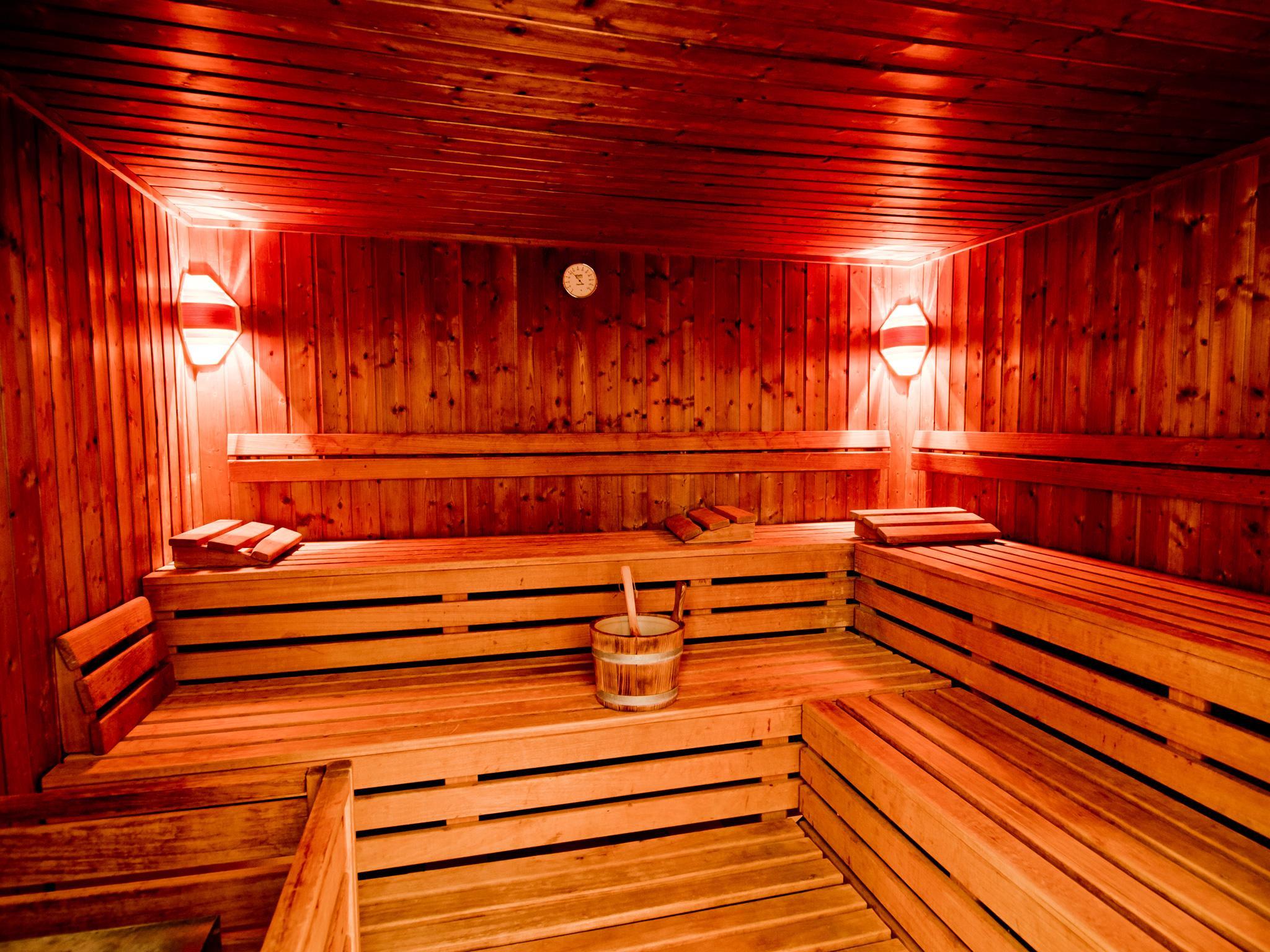 Hotel Achat Plaza 4*