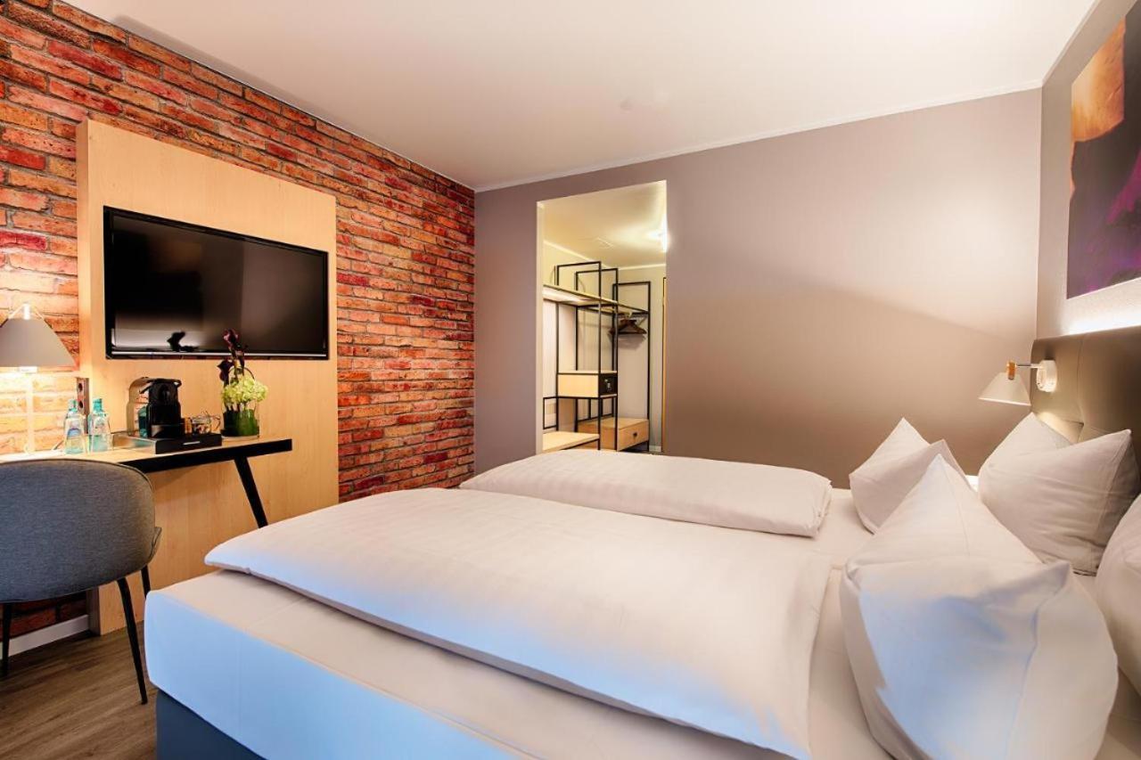 Hotel Plaza 4*