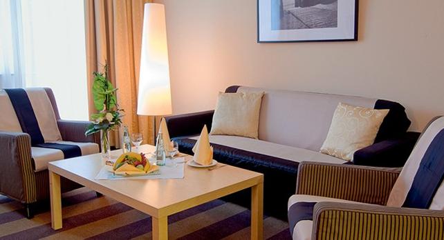 Achat Plaza Hotel 4*